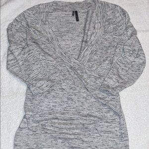 3/4 sleeve length top​